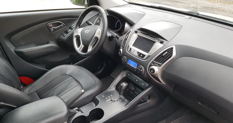 Hyundai ix35 cena 37500 przebieg: 164000, rok produkcji 2011 z Muszyna małe 106